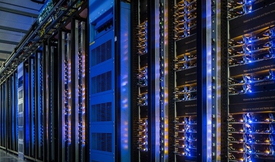 互聯網巨頭自研100G交換機應對視頻流
